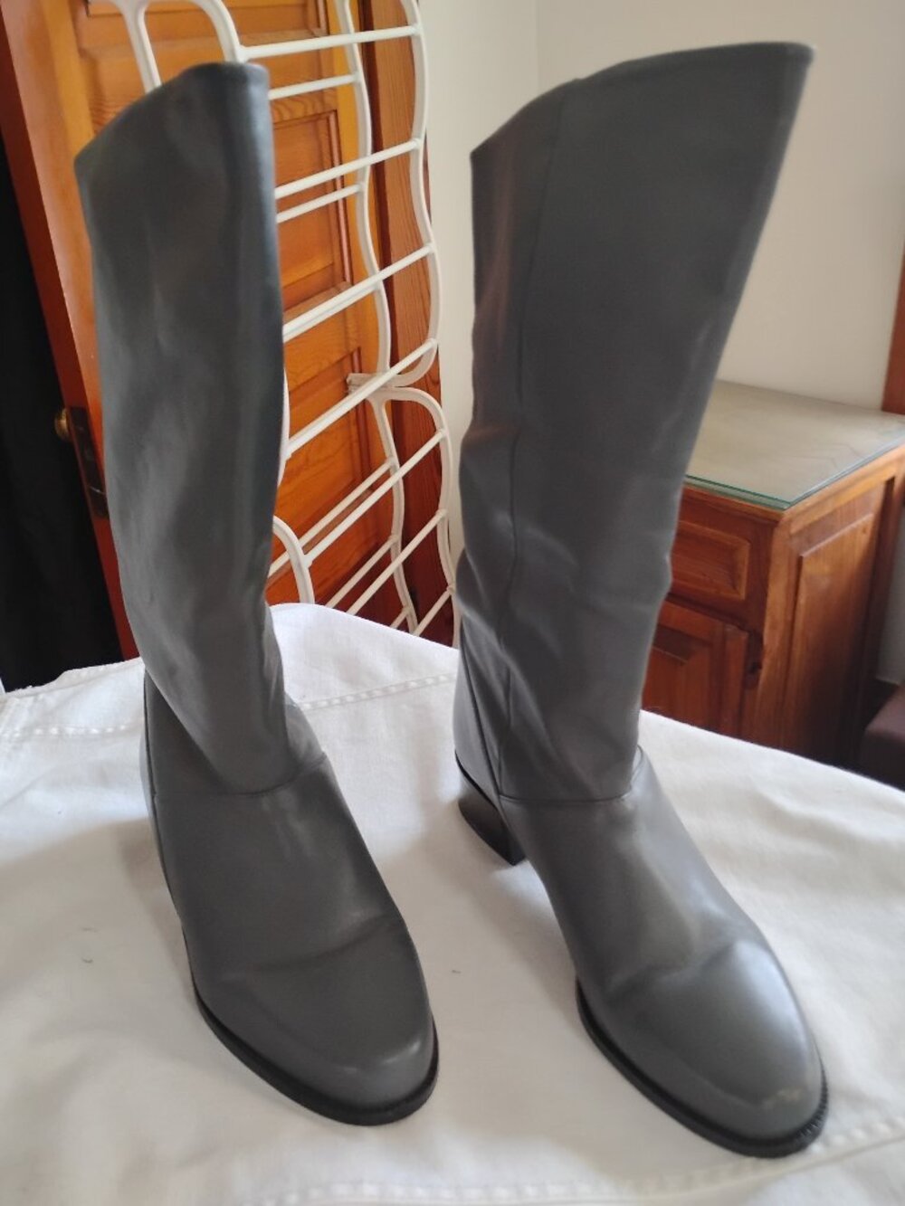 Vintage Markon Shelley Boots sz 8 Grey